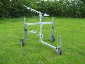 Centre pull raingun trolley